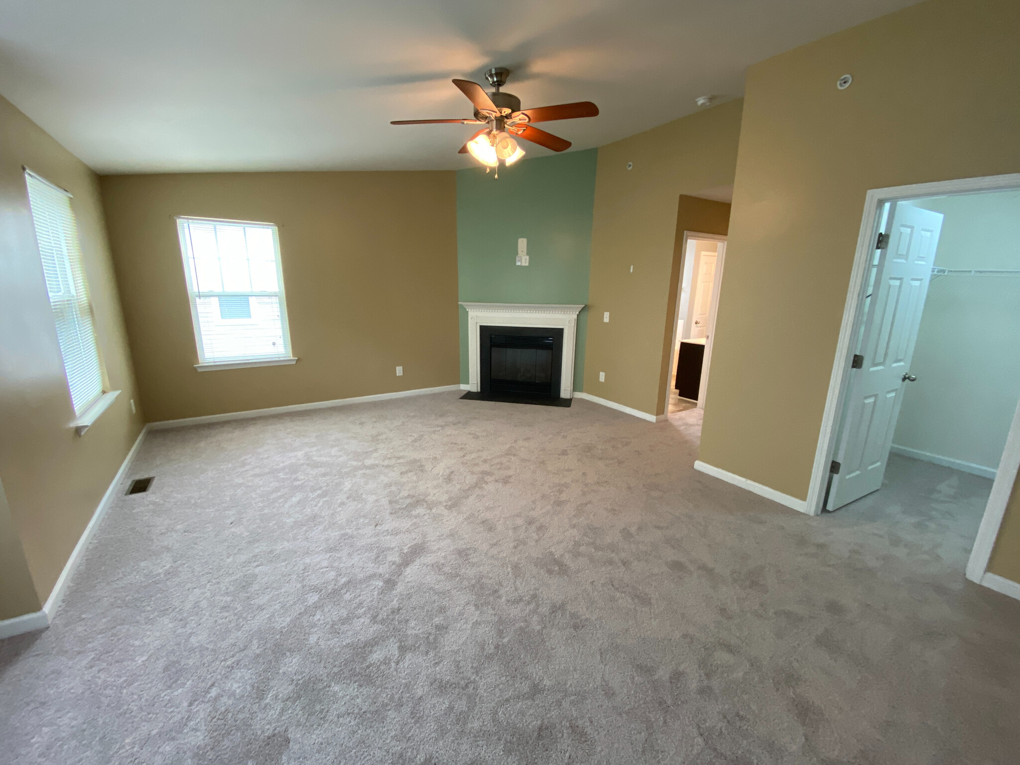 Building Photo - Room in Townhome on Coalinga Lane