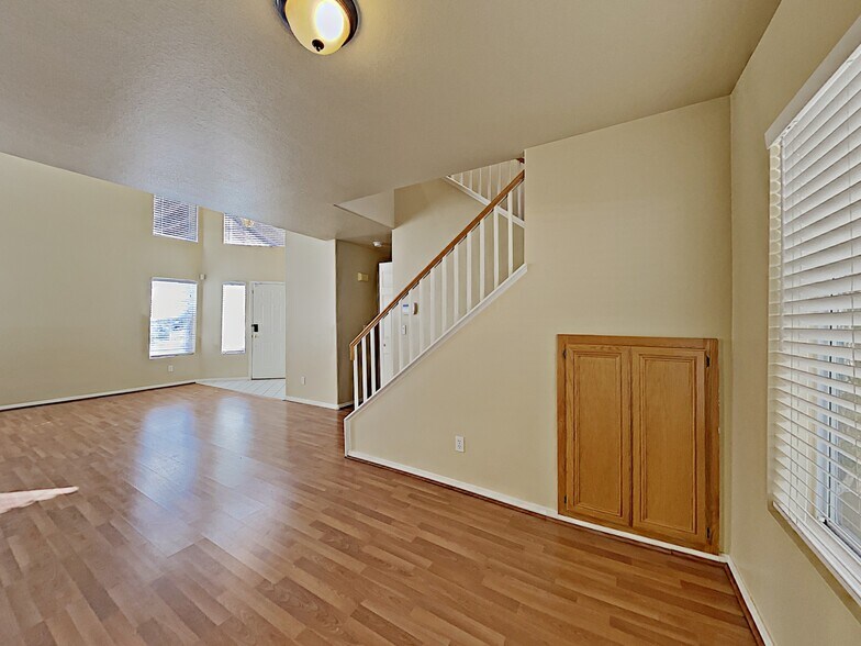 Building Photo - 9019 Union Gap Rd