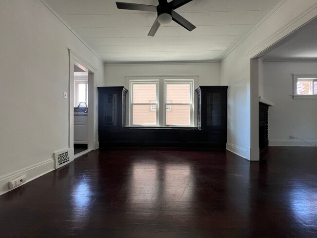 Building Photo - 1285 Cook Ave