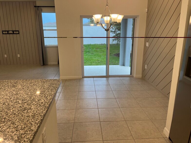 Building Photo - 1658 Blue Lagoon Cir