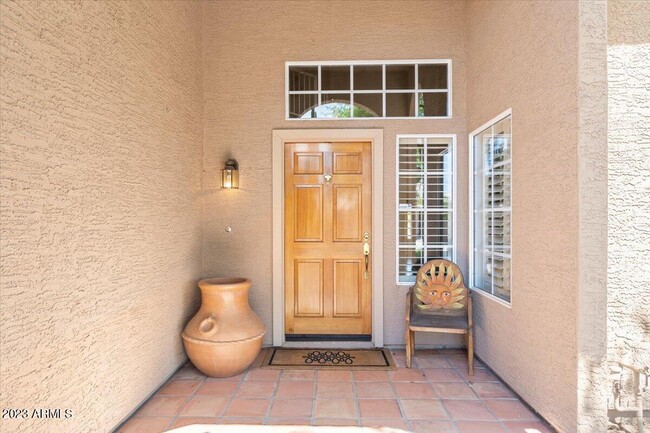 Building Photo - 4326 E Rancho Tierra Dr