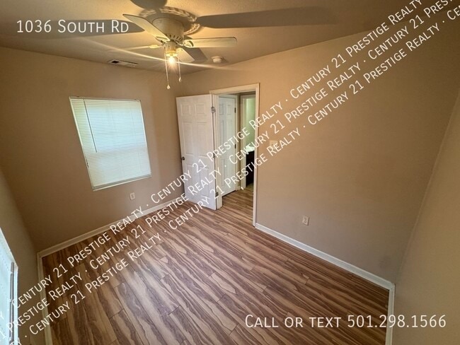 Building Photo - 1036 South Rd-