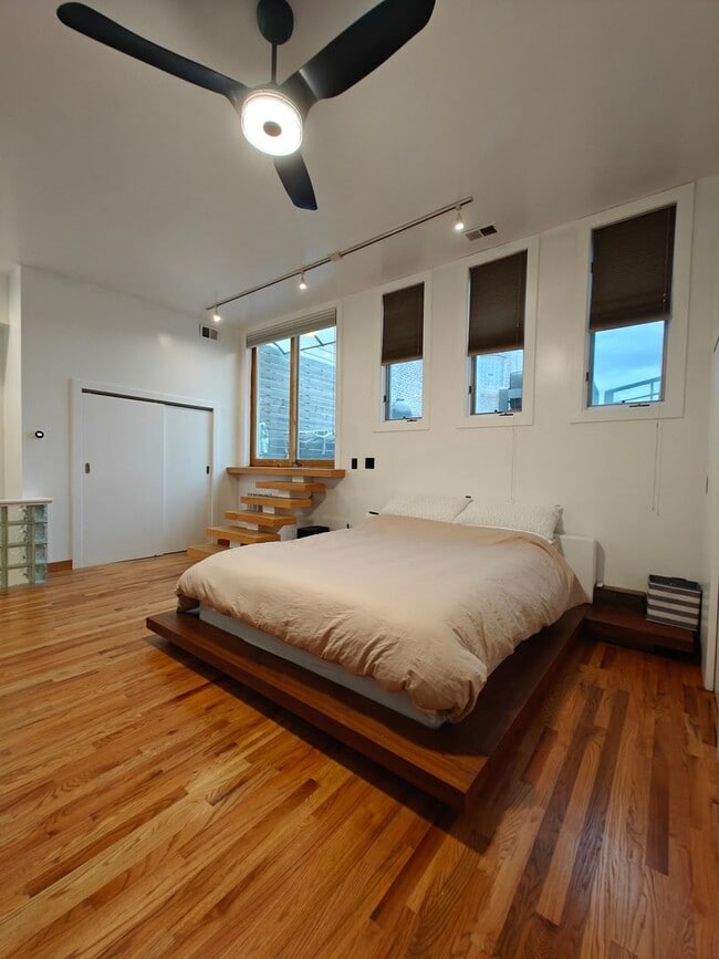 Building Photo - BEAUTIFUL 3BD/3BTH single family home for rent!