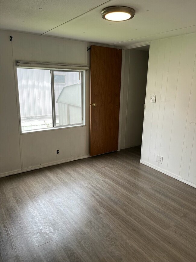Building Photo - mobile home