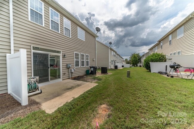 Building Photo - 5470 Allison Ln