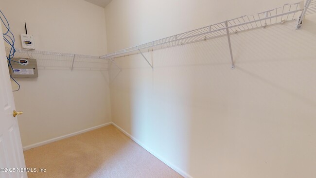 Building Photo - 11861 Lake Fern Dr