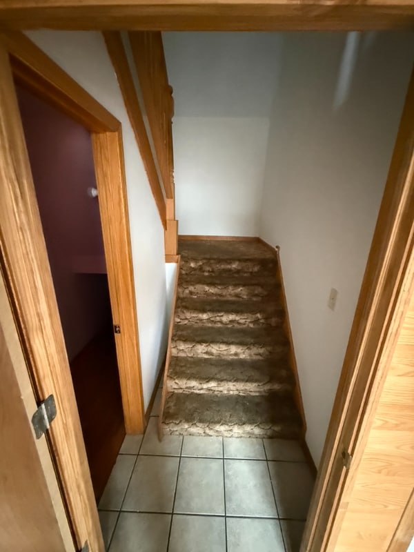 Building Photo - 6119 W Giddings St