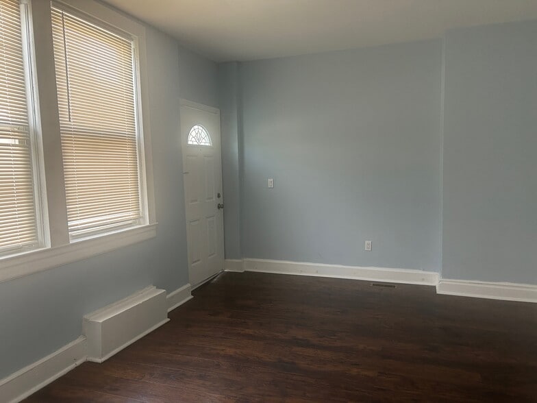 Building Photo - 152 Stuyvesant Ave
