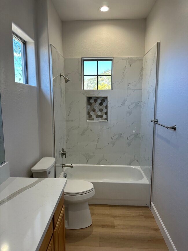 Building Photo - 42107 N Mountain Cove Dr