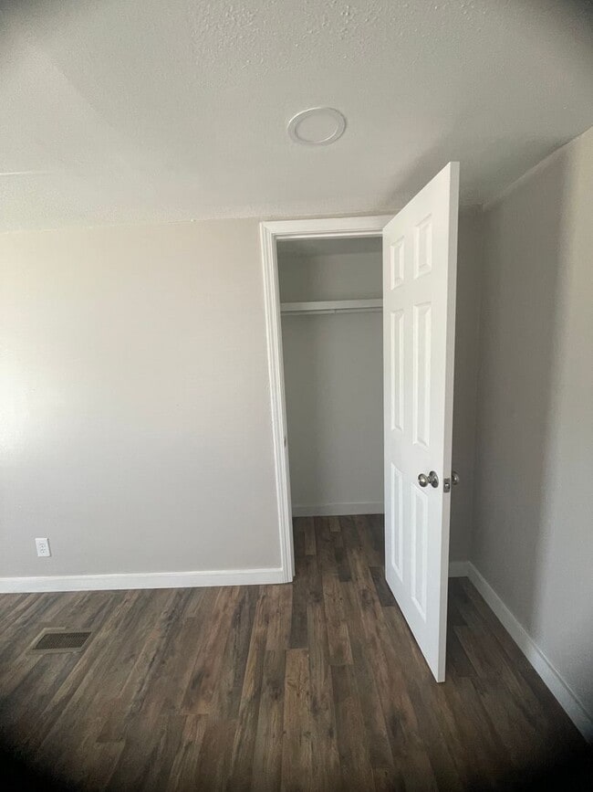 Building Photo - 3 BR 2 Bath 1,280 sq ft singlewide mobile ...