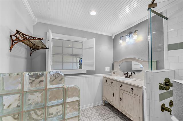 Building Photo - 415 W Couts St