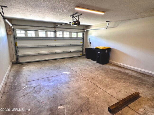 Building Photo - 8224 Golden Bamboo Dr