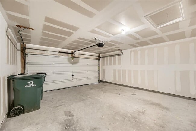 Building Photo - 177 Karrie Dr