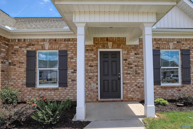 Building Photo - 13918 Hickory Brk Rd