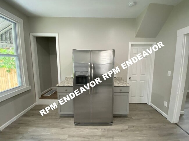 Building Photo - 3Bed/1Bath Single Family Home !! In Lemay!!!
