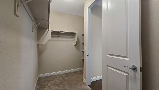 Building Photo - Private Pool in excellent newer neighborhood!