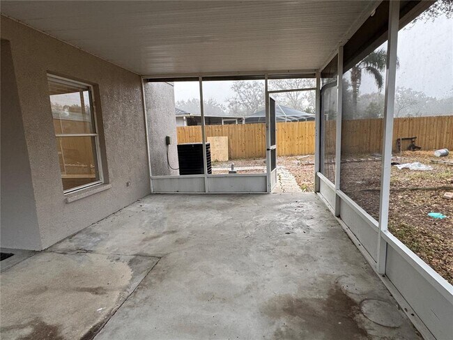 Building Photo - 14938 Deer Meadow Dr