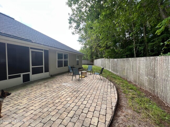 Building Photo - 6361 Duclay Rd