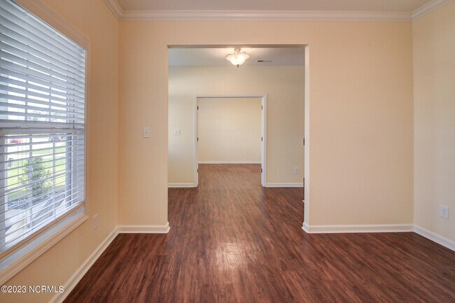 Building Photo - 262 Independence Blvd