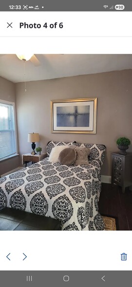 Building Photo - 1321 W 110th St