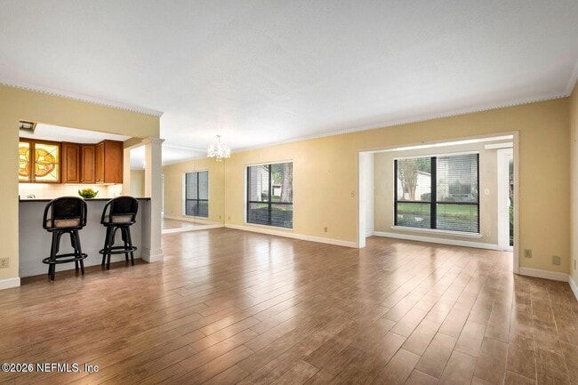 Building Photo - 10137 Leisure Ln S