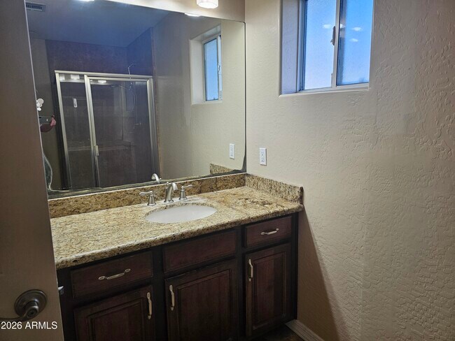 Building Photo - 3711 N Kachina Ln