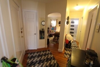 Building Photo - 4 Garden Ct