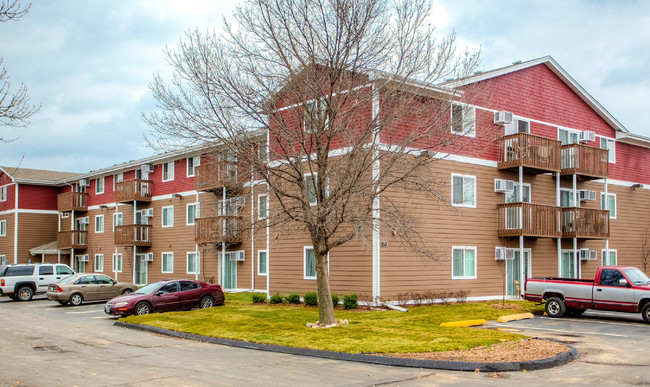 Building Photo - Southwinds Apartments