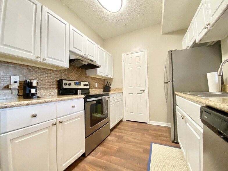 Building Photo - 3436 Skysail Pl