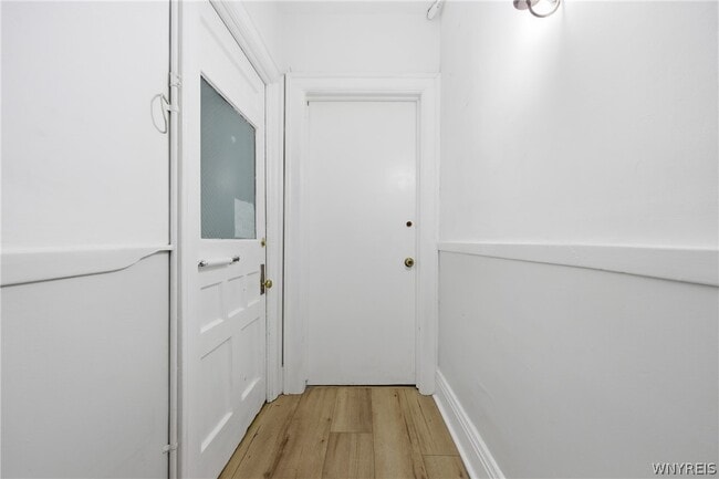Building Photo - 80 Anderson Pl