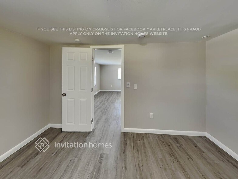 Building Photo - 202 NW 3rd St