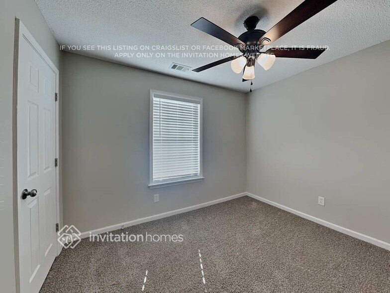 Building Photo - 390 Bass Way NW