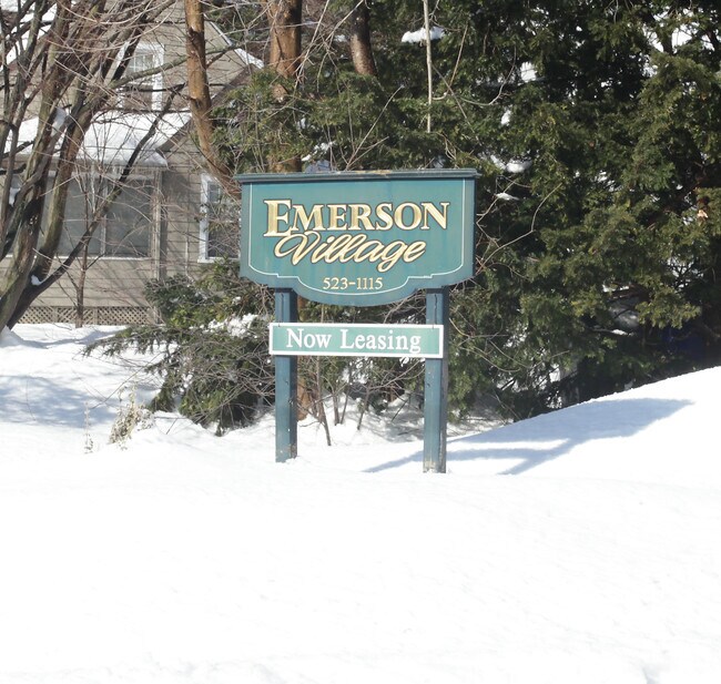 Emerson Village 122 Emerson St Wethersfield CT 06109 Apartment Finder