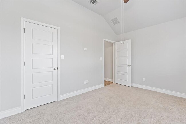 Building Photo - 3604 Mercer Rd