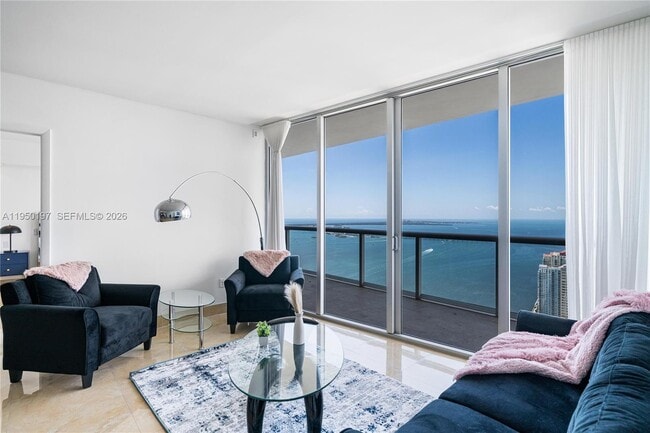 Building Photo - 495 Brickell Ave