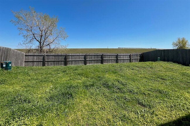 Building Photo - 2928 Cider Mill Ln