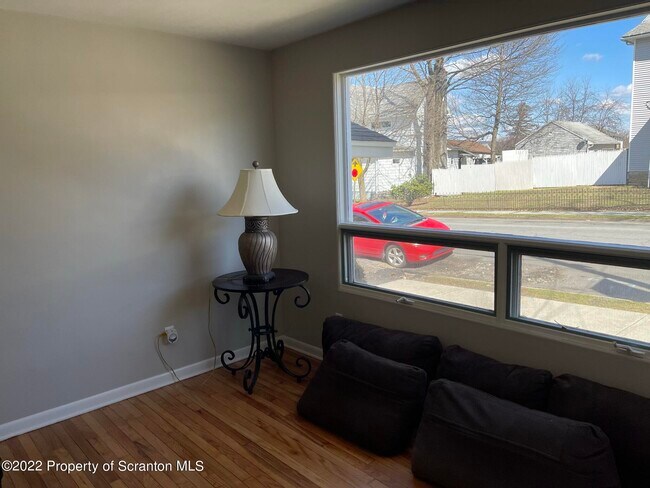 Building Photo - 303 E Drinker St