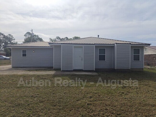 Building Photo - 4213 Cap Chat St