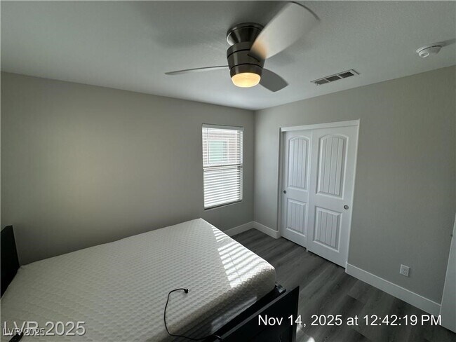 Building Photo - 7363 London Blue Ct