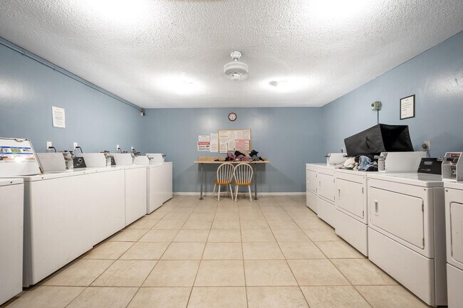 Building Photo - 22605 SW 66th Ave