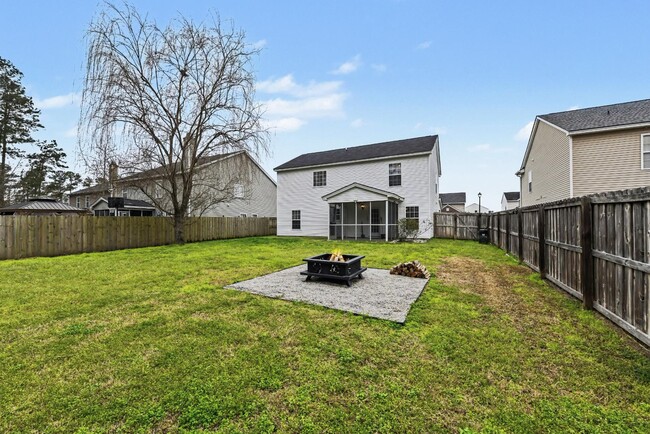 Building Photo - 272 Clayburne Dr