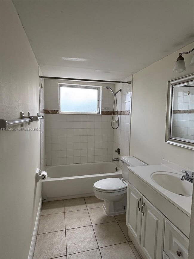 Building Photo - 210 NW 87th Ave