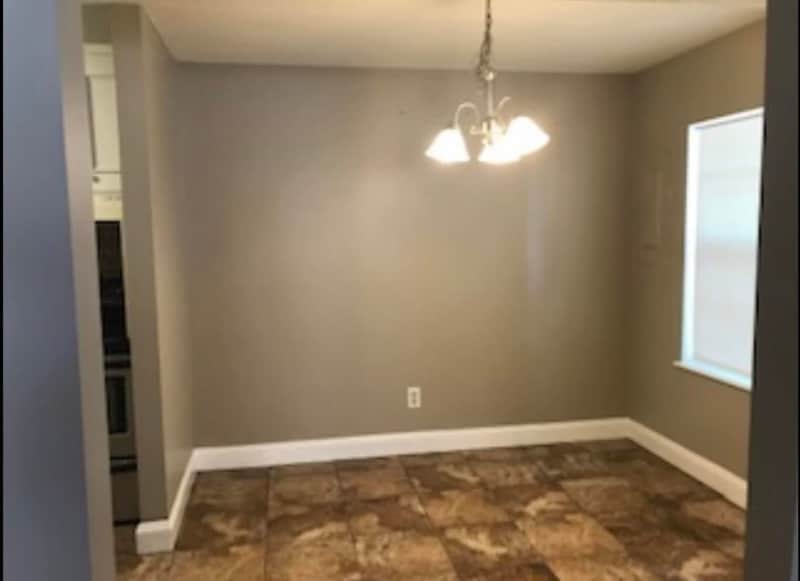 Building Photo - 6821 Wildwood Ct