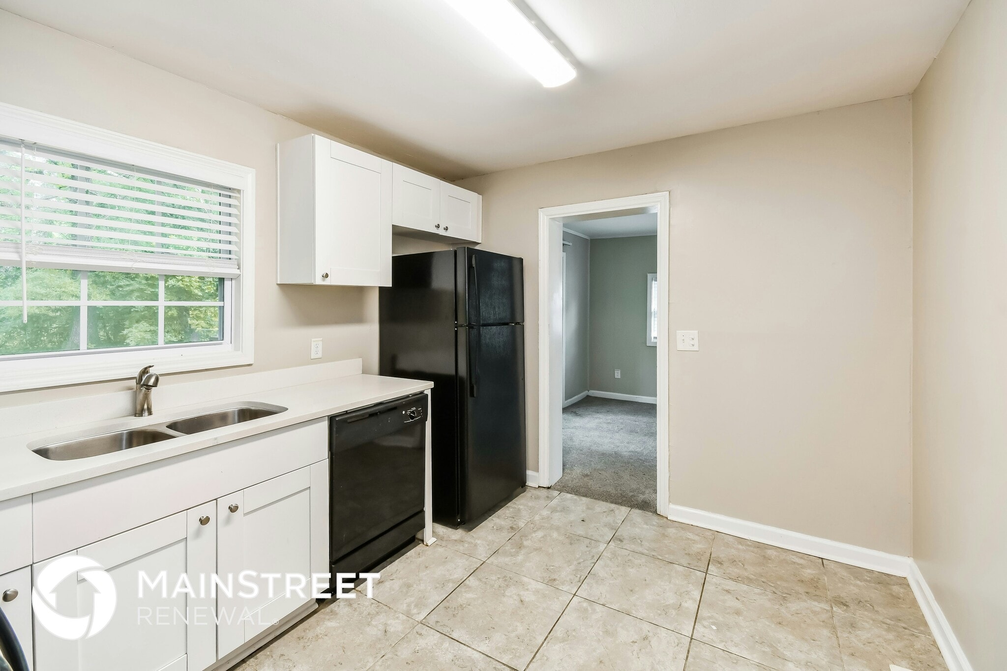 Building Photo - 236 E Haven Dr