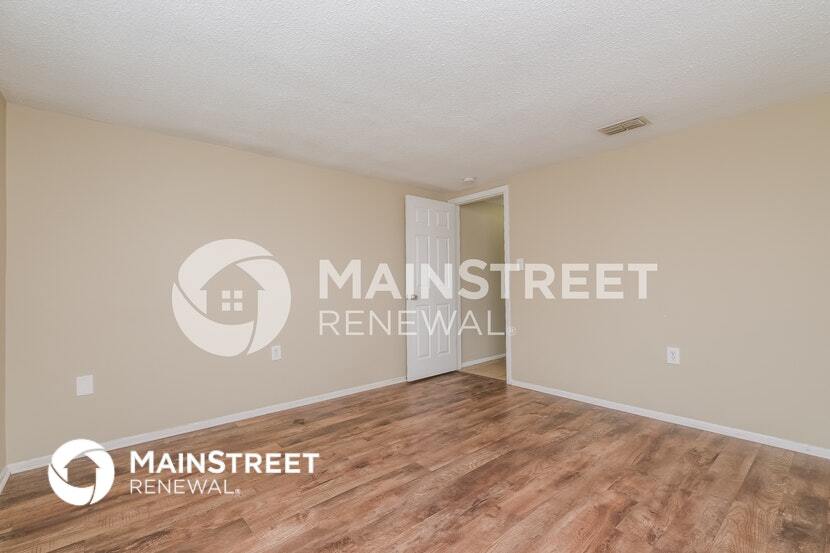 Building Photo - 9141 Suffolk Ln