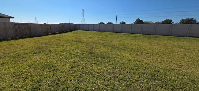 Building Photo - 6803 Flowering Ginger Ln