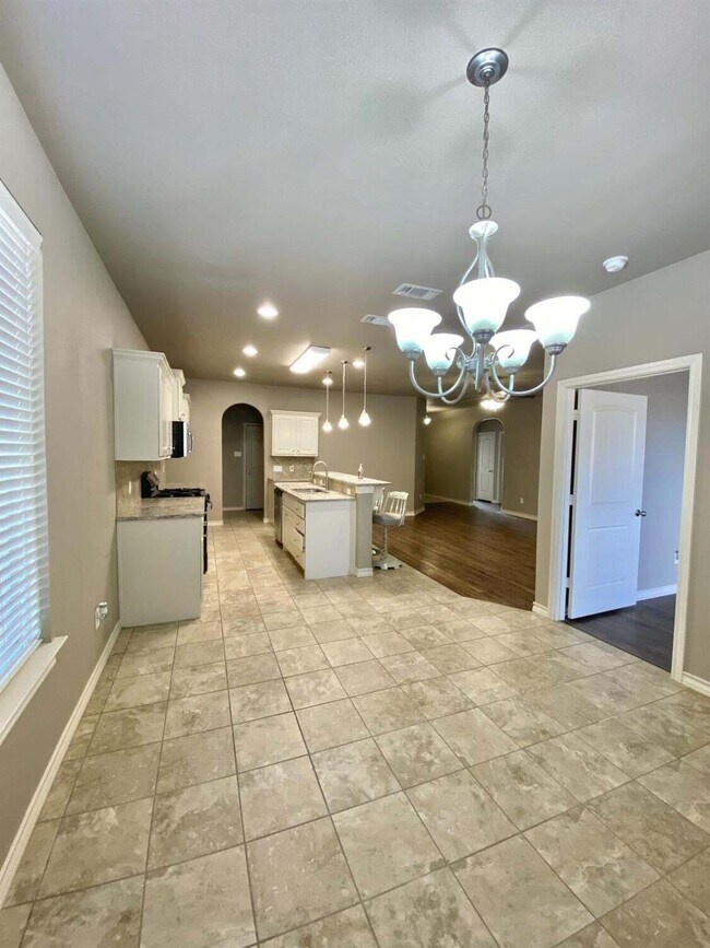 Building Photo - 7810 86th St