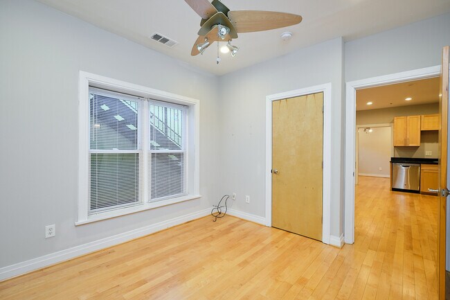 Building Photo - 5551 Illinois Ave NW