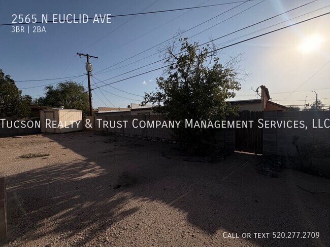 Building Photo - 2565 N Euclid Ave