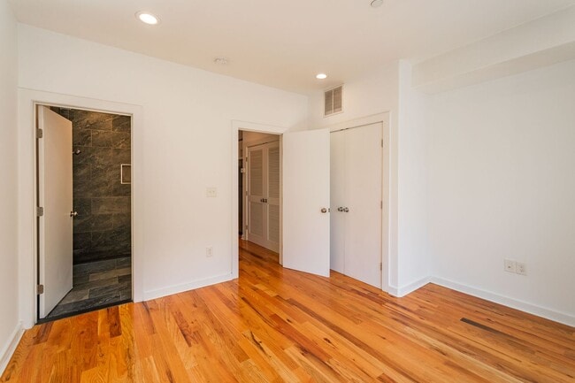 Building Photo - 1642 N Marshall St